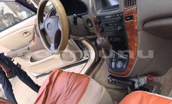 Acheter Occasion Voiture Lexus RX Blanc à Brazzaville, Commune de Brazzaville Acheter Occasion Voiture Lexus RX Blanc à Brazzaville, Commune de Brazzaville