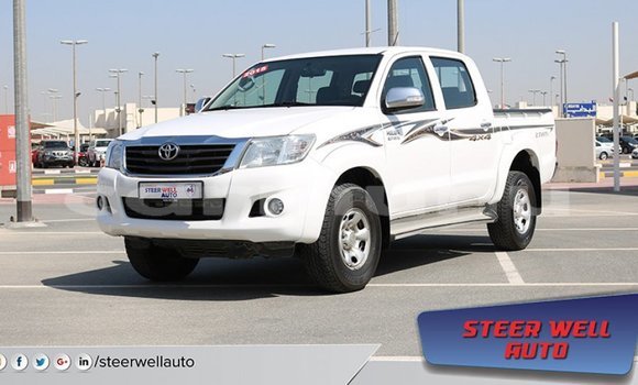 Buy Import Toyota Hilux White Car in Import - Dubai in Region of Bouenza Buy Import Toyota Hilux White Car in Import - Dubai in Region of Bouenza