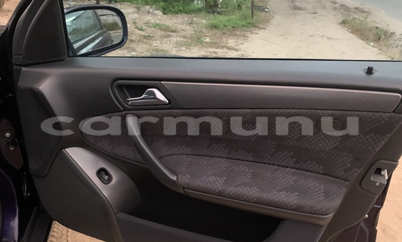 Acheter Occasion Voiture Mercedes-Benz C–Class Bleu à Pointe–Noire, Région du Kouilou Acheter Occasion Voiture Mercedes-Benz C–Class Bleu à Pointe–Noire, Région du Kouilou