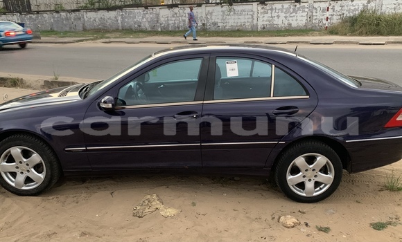 Acheter Occasion Voiture Mercedes-Benz C–Class Bleu à Pointe–Noire, Région du Kouilou Acheter Occasion Voiture Mercedes-Benz C–Class Bleu à Pointe–Noire, Région du Kouilou