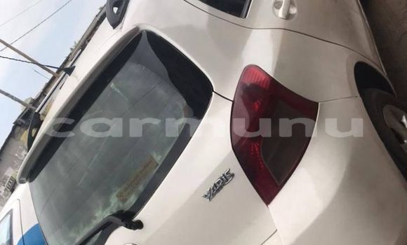 Acheter Occasion Voiture Toyota Yaris Blanc à Pointe–Noire, Région du Kouilou Acheter Occasion Voiture Toyota Yaris Blanc à Pointe–Noire, Région du Kouilou