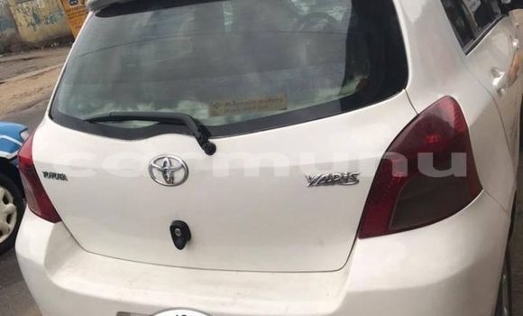 Acheter Occasion Voiture Toyota Yaris Blanc à Pointe–Noire, Région du Kouilou Acheter Occasion Voiture Toyota Yaris Blanc à Pointe–Noire, Région du Kouilou