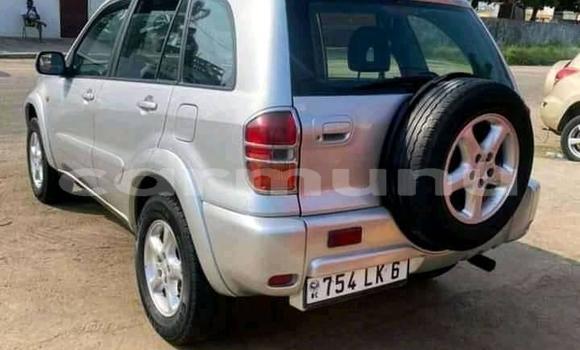 Acheter Occasion Voiture Toyota RAV4 Gris à Pointe–Noire, Région du Kouilou Acheter Occasion Voiture Toyota RAV4 Gris à Pointe–Noire, Région du Kouilou