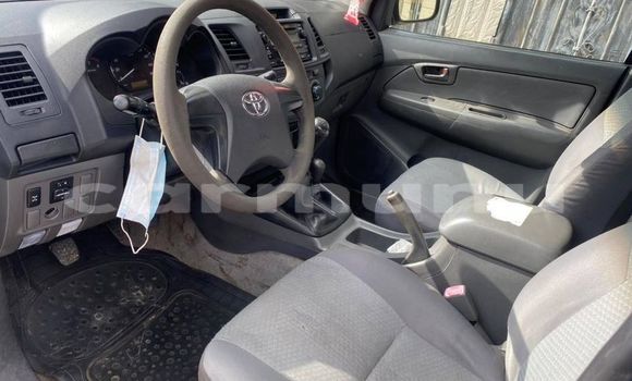Acheter Occasion Voiture Toyota Hilux Bleu à Pointe–Noire, Région du Kouilou Acheter Occasion Voiture Toyota Hilux Bleu à Pointe–Noire, Région du Kouilou