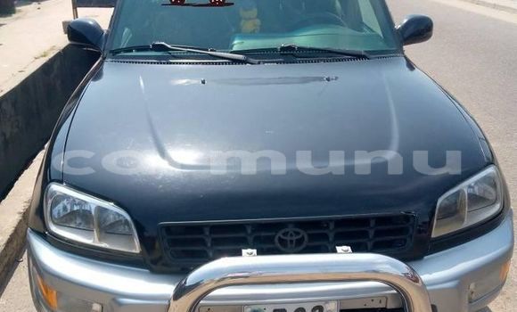 Acheter Occasion Voiture Toyota RAV4 Noir à Pointe–Noire, Région du Kouilou Acheter Occasion Voiture Toyota RAV4 Noir à Pointe–Noire, Région du Kouilou