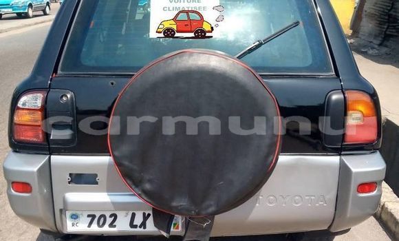 Acheter Occasion Voiture Toyota RAV4 Noir à Pointe–Noire, Région du Kouilou Acheter Occasion Voiture Toyota RAV4 Noir à Pointe–Noire, Région du Kouilou