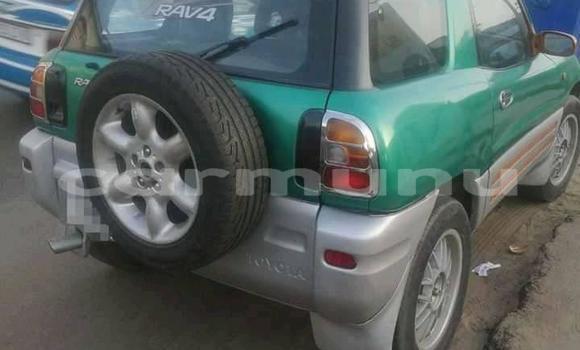 Acheter Occasion Voiture Toyota RAV4 Vert à Pointe–Noire, Région du Kouilou Acheter Occasion Voiture Toyota RAV4 Vert à Pointe–Noire, Région du Kouilou