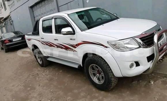 Acheter Occasion Voiture Toyota Hilux Blanc à Pointe–Noire, Région du Kouilou Acheter Occasion Voiture Toyota Hilux Blanc à Pointe–Noire, Région du Kouilou