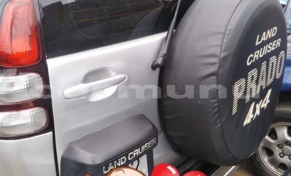 Acheter Occasion Voiture Toyota Land Cruiser Prado Blanc à Pointe–Noire, Région du Kouilou Acheter Occasion Voiture Toyota Land Cruiser Prado Blanc à Pointe–Noire, Région du Kouilou