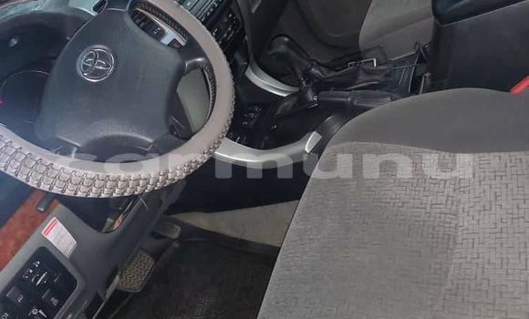 Acheter Occasion Voiture Toyota Land Cruiser Prado Gris à Pointe–Noire, Région du Kouilou Acheter Occasion Voiture Toyota Land Cruiser Prado Gris à Pointe–Noire, Région du Kouilou