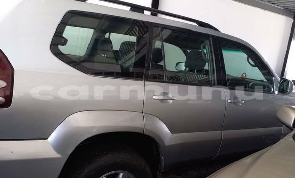 Acheter Occasion Voiture Toyota Land Cruiser Prado Gris à Pointe–Noire, Région du Kouilou Acheter Occasion Voiture Toyota Land Cruiser Prado Gris à Pointe–Noire, Région du Kouilou