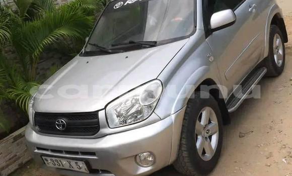 Acheter Occasion Voiture Toyota RAV4 Gris à Brazzaville, Commune de Brazzaville Acheter Occasion Voiture Toyota RAV4 Gris à Brazzaville, Commune de Brazzaville