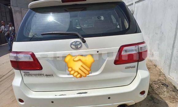 Acheter Occasion Voiture Toyota Fortuner Blanc à Brazzaville, Commune de Brazzaville Acheter Occasion Voiture Toyota Fortuner Blanc à Brazzaville, Commune de Brazzaville