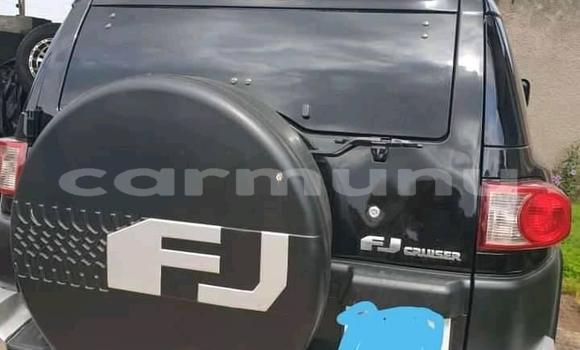 Acheter Occasion Voiture Toyota FJ Cruiser Noir à Brazzaville, Commune de Brazzaville Acheter Occasion Voiture Toyota FJ Cruiser Noir à Brazzaville, Commune de Brazzaville