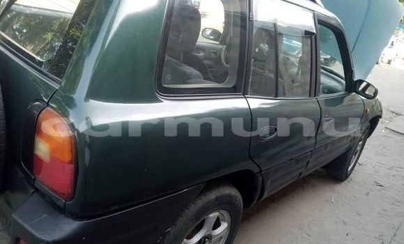 Acheter Occasion Voiture Toyota RAV4 Vert à Pointe–Noire, Région du Kouilou Acheter Occasion Voiture Toyota RAV4 Vert à Pointe–Noire, Région du Kouilou