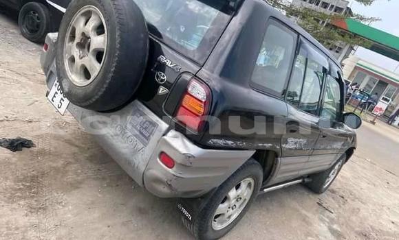 Acheter Occasion Voiture Toyota RAV4 Noir à Pointe–Noire, Région du Kouilou Acheter Occasion Voiture Toyota RAV4 Noir à Pointe–Noire, Région du Kouilou