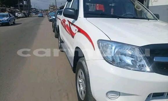 Acheter Occasion Voiture Toyota Hilux Blanc à Pointe–Noire, Région du Kouilou Acheter Occasion Voiture Toyota Hilux Blanc à Pointe–Noire, Région du Kouilou