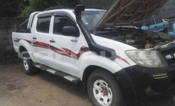 Acheter Occasion Voiture Toyota Hilux Blanc à Pointe–Noire, Région du Kouilou Acheter Occasion Voiture Toyota Hilux Blanc à Pointe–Noire, Région du Kouilou