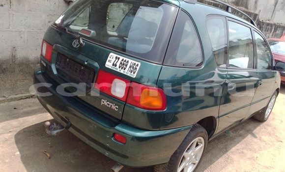 Acheter Occasion Voiture Toyota Picnic Vert à Pointe–Noire, Région du Kouilou Acheter Occasion Voiture Toyota Picnic Vert à Pointe–Noire, Région du Kouilou