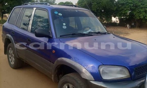 Acheter Occasion Voiture Toyota RAV4 Bleu à Pointe–Noire, Région du Kouilou Acheter Occasion Voiture Toyota RAV4 Bleu à Pointe–Noire, Région du Kouilou