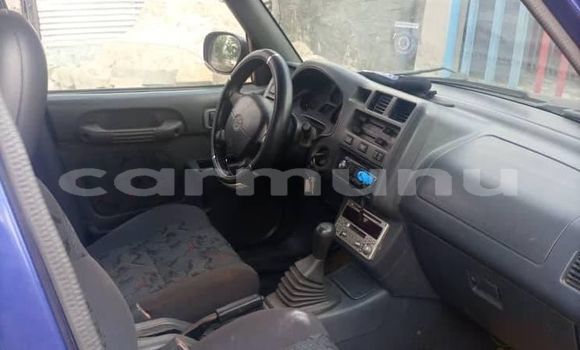 Acheter Occasion Voiture Toyota RAV4 Bleu à Pointe–Noire, Région du Kouilou Acheter Occasion Voiture Toyota RAV4 Bleu à Pointe–Noire, Région du Kouilou