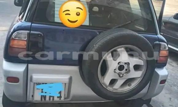 Acheter Occasion Voiture Toyota RAV4 Bleu à Pointe–Noire, Région du Kouilou Acheter Occasion Voiture Toyota RAV4 Bleu à Pointe–Noire, Région du Kouilou