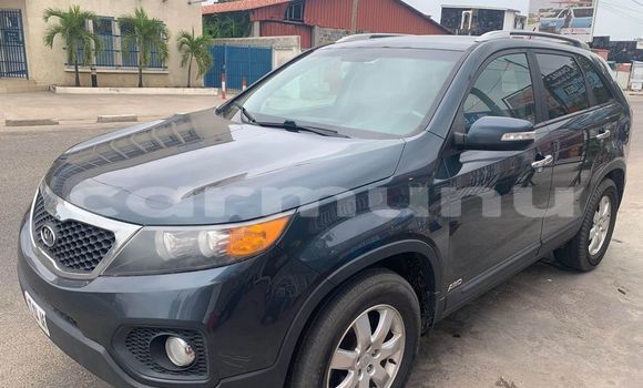 Buy Used Kia Sorento Blue Car in Black Point in Kouilou region Buy Used Kia Sorento Blue Car in Black Point in Kouilou region