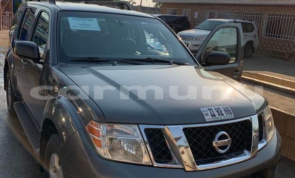 Buy Used Nissan Pathfinder Black Car in Black Point in Kouilou region Buy Used Nissan Pathfinder Black Car in Black Point in Kouilou region
