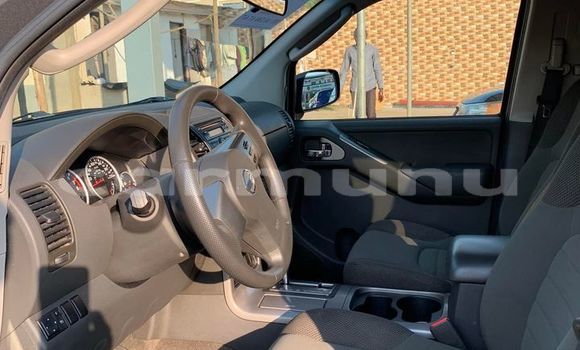 Buy Used Nissan Pathfinder Black Car in Black Point in Kouilou region Buy Used Nissan Pathfinder Black Car in Black Point in Kouilou region
