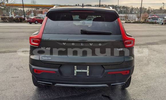 Buy Import Volvo XC40 Silver Car in Brazzaville in Municipality of Brazzaville Buy Import Volvo XC40 Silver Car in Brazzaville in Municipality of Brazzaville