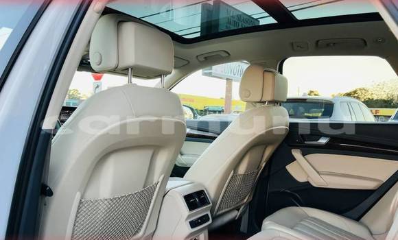 Acheter Import Voiture Audi Q5 Blanc à Kinkala, Pool Acheter Import Voiture Audi Q5 Blanc à Kinkala, Pool
