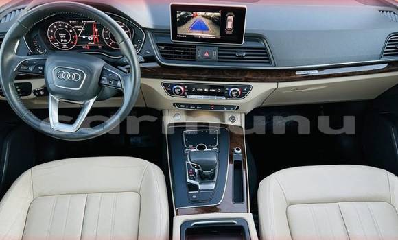 Acheter Import Voiture Audi Q5 Blanc à Kinkala, Pool Acheter Import Voiture Audi Q5 Blanc à Kinkala, Pool