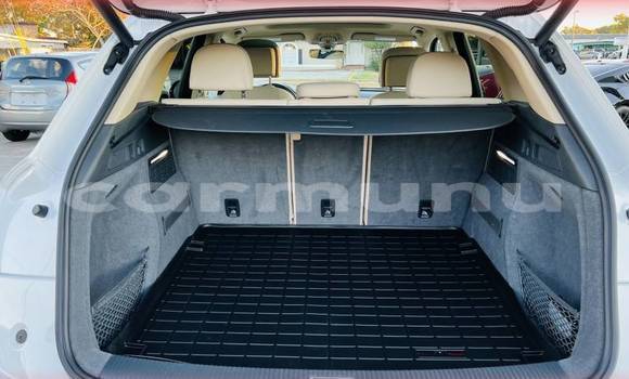 Acheter Import Voiture Audi Q5 Blanc à Kinkala, Pool Acheter Import Voiture Audi Q5 Blanc à Kinkala, Pool