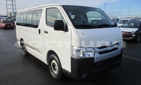 Buy Import Toyota HiAce White Truck in Brazzaville in Municipality of Brazzaville Buy Import Toyota HiAce White Truck in Brazzaville in Municipality of Brazzaville