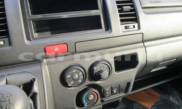 Buy Import Toyota HiAce White Truck in Brazzaville in Municipality of Brazzaville Buy Import Toyota HiAce White Truck in Brazzaville in Municipality of Brazzaville