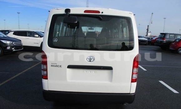 Buy Import Toyota HiAce White Truck in Brazzaville in Municipality of Brazzaville Buy Import Toyota HiAce White Truck in Brazzaville in Municipality of Brazzaville