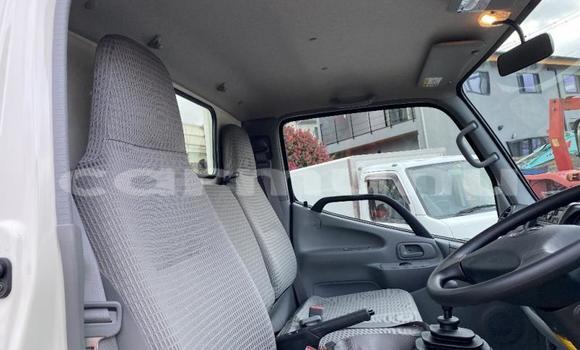 Acheter Occasion Utilitaire Toyota Dyna Blanc à Import - Dubai, Région de la Bouenza Acheter Occasion Utilitaire Toyota Dyna Blanc à Import - Dubai, Région de la Bouenza