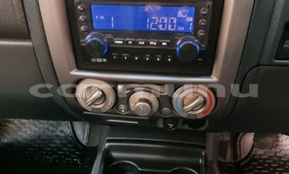 Acheter Occasion Voiture Isuzu KB Blanc à Import - Dubai, Région de la Bouenza Acheter Occasion Voiture Isuzu KB Blanc à Import - Dubai, Région de la Bouenza