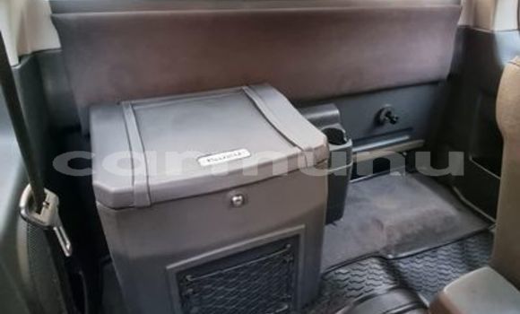 Acheter Occasion Voiture Isuzu KB Blanc à Import - Dubai, Région de la Bouenza Acheter Occasion Voiture Isuzu KB Blanc à Import - Dubai, Région de la Bouenza