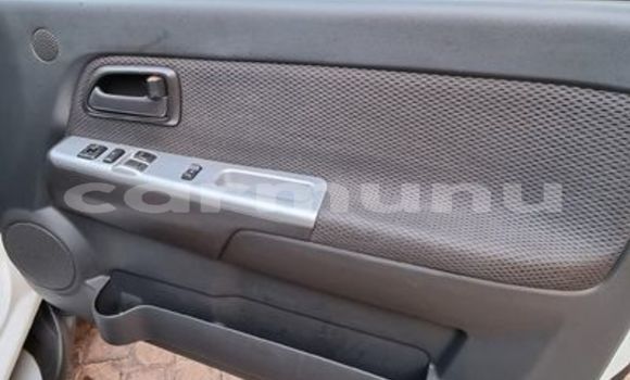 Acheter Occasion Voiture Isuzu KB Blanc à Import - Dubai, Région de la Bouenza Acheter Occasion Voiture Isuzu KB Blanc à Import - Dubai, Région de la Bouenza