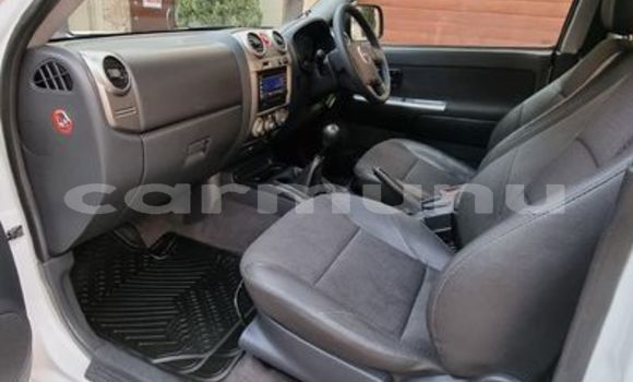 Acheter Occasion Voiture Isuzu KB Blanc à Import - Dubai, Région de la Bouenza Acheter Occasion Voiture Isuzu KB Blanc à Import - Dubai, Région de la Bouenza