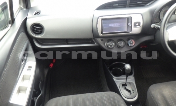 Acheter Occasion Voiture Toyota Vitz Autre à Import - Dubai, Région de la Bouenza Acheter Occasion Voiture Toyota Vitz Autre à Import - Dubai, Région de la Bouenza