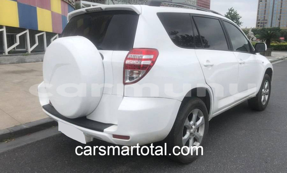 Buy Used Toyota RAV4 White Car in Impfondo in Likouala Buy Used Toyota RAV4 White Car in Impfondo in Likouala