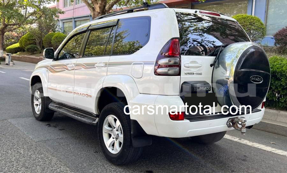 Buy Used Toyota Prado White Car in Loango in Kouilou region Buy Used Toyota Prado White Car in Loango in Kouilou region