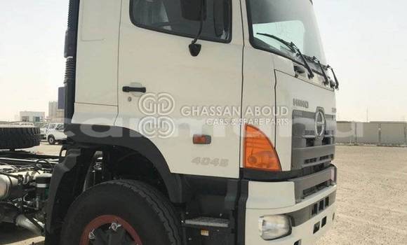 Buy New Hino SV White Truck in Import - Dubai in Region of Bouenza Buy New Hino SV White Truck in Import - Dubai in Region of Bouenza