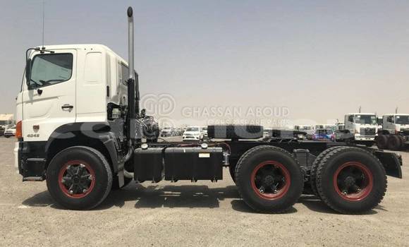 Buy New Hino SV White Truck in Import - Dubai in Region of Bouenza Buy New Hino SV White Truck in Import - Dubai in Region of Bouenza