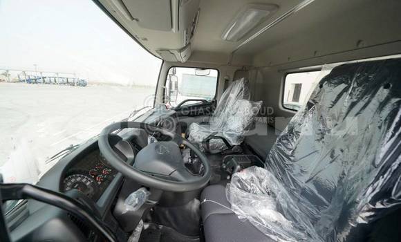 Buy New Hino SV White Truck in Import - Dubai in Region of Bouenza Buy New Hino SV White Truck in Import - Dubai in Region of Bouenza
