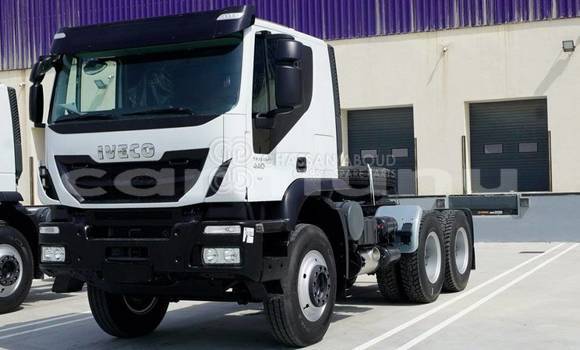 Buy New Iveco Trakker White Truck in Import - Dubai in Region of Bouenza Buy New Iveco Trakker White Truck in Import - Dubai in Region of Bouenza