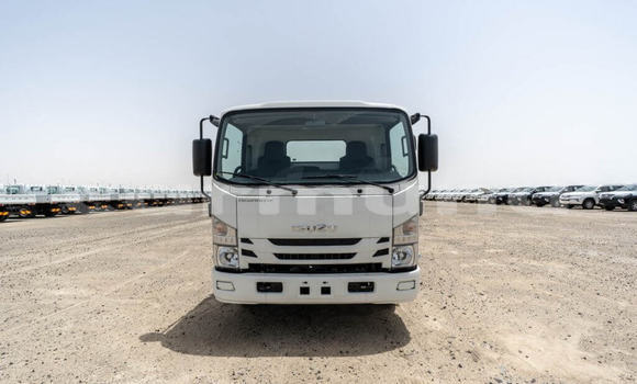Buy New Isuzu NPR 85H White Truck in Import - Dubai in Region of Bouenza Buy New Isuzu NPR 85H White Truck in Import - Dubai in Region of Bouenza
