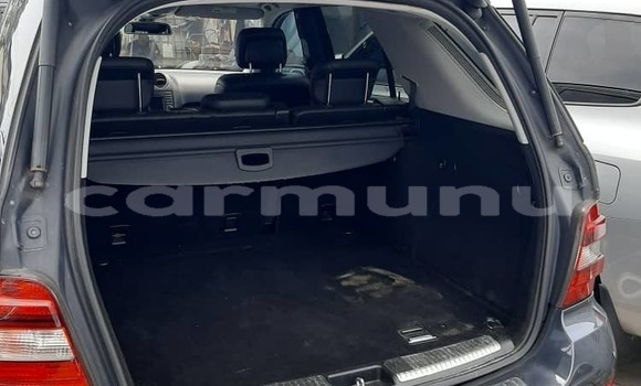 Buy Used Mercedes-Benz ML–Class Blue Car in Brazzaville in Municipality of Brazzaville Buy Used Mercedes-Benz ML–Class Blue Car in Brazzaville in Municipality of Brazzaville